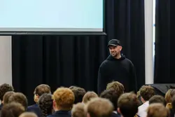  ThumbnailImage,Thumbnail