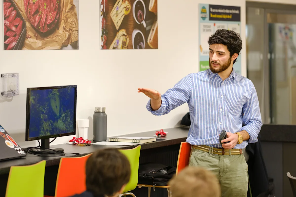 OriginalImage,Original,2023,blog post