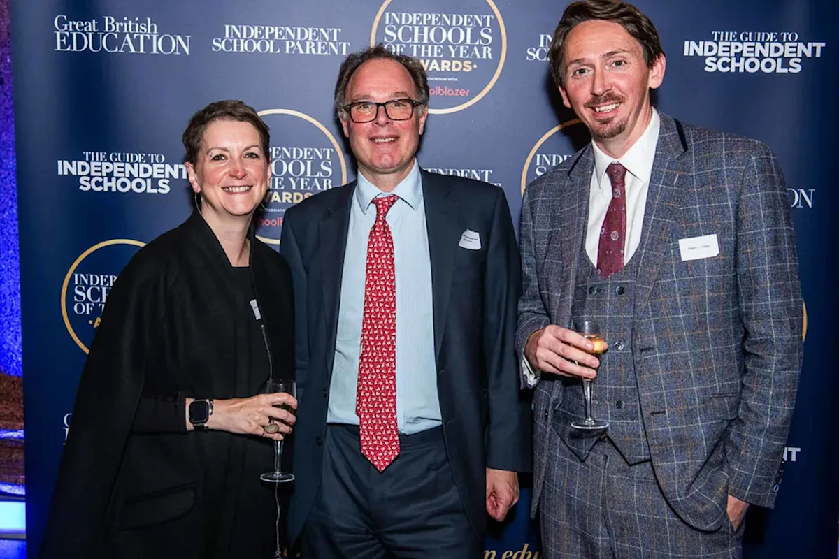 OriginalImage,independent school of the year,2025,performing arts,george vernon,sara vernon,teacher,,Original