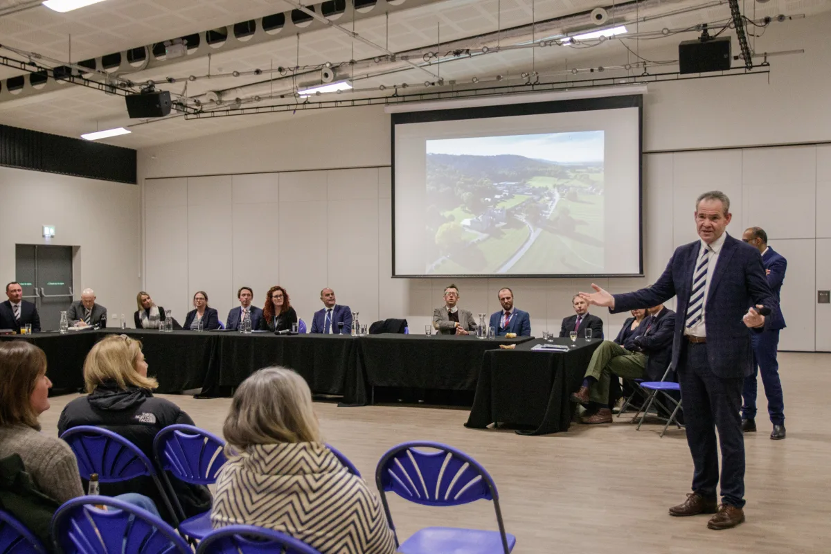 OriginalImage,Original,blog,John green,Senior Team